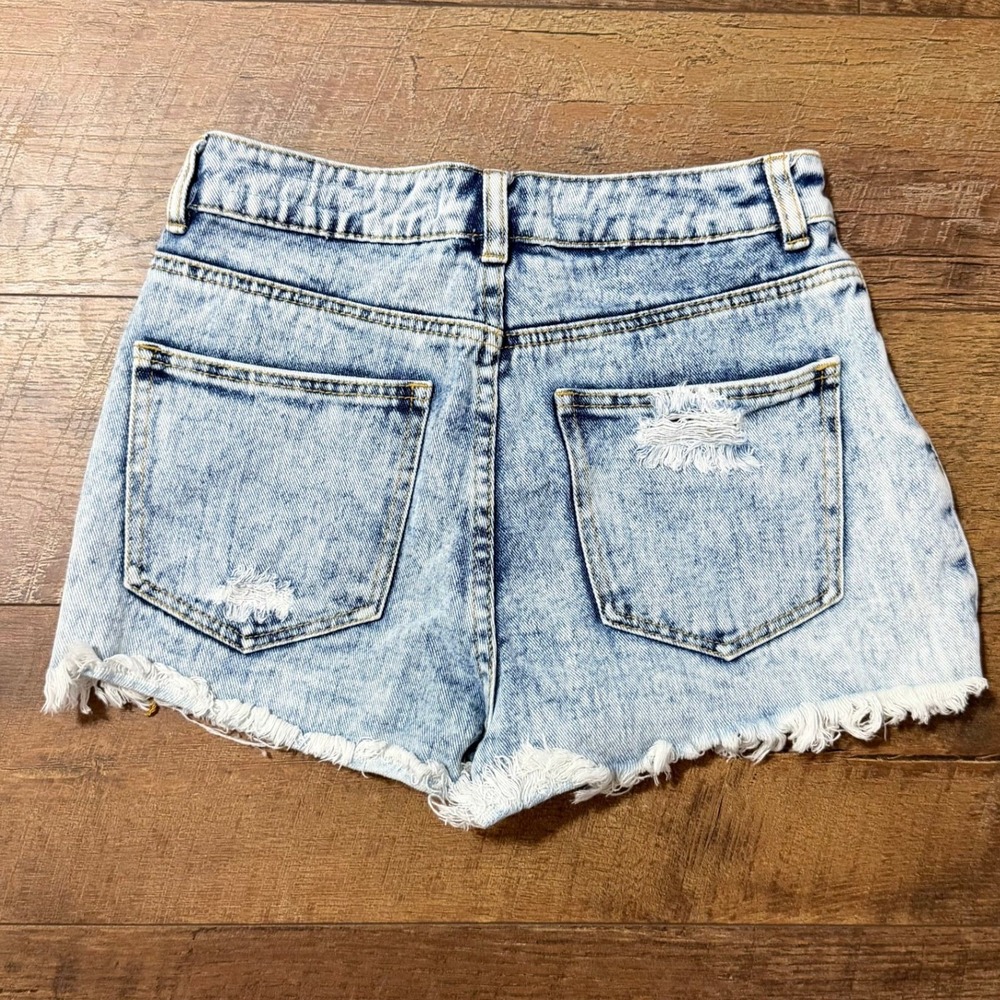 Bullhead Denim Co Light Acid Wash Distressed Mom Shorts‎ Size 5 High Waisted - Picture 6 of 8